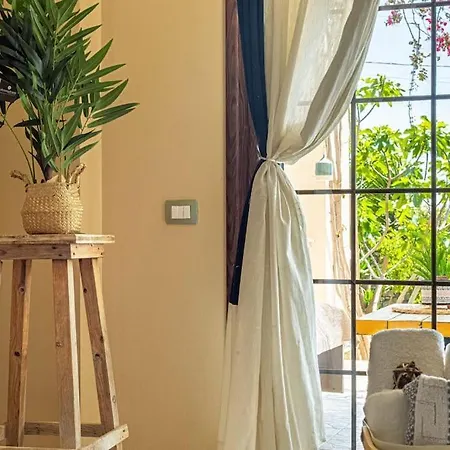 Apartman Color - South Paradise 5 *