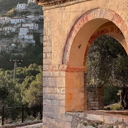 Color - South Paradise 5 * Himara