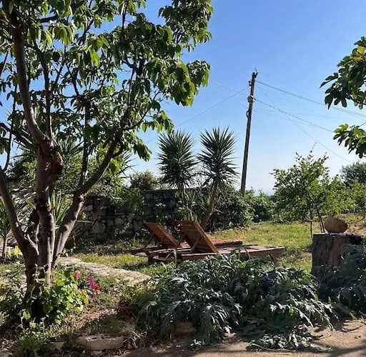 Apartment Color - South Paradise 5 Himarë