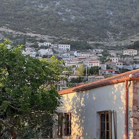 Color - South Paradise 5 Apartment Himarë